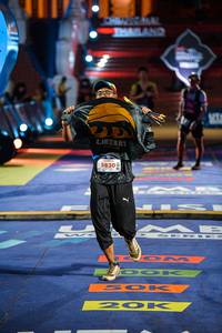 BIB: 5830
                            <button type="button" onclick="openModal(22757876)" class="btn btn-primary btn-sm float-right btn-popup" data-toggle="modal" data-target=".modal-high-quality">
                        <i class="fas fa-shopping-cart"></i> Add to Cart
                    </button>
                                            <button type="button" onclick="isThisMe(22757876, true)" class="btn btn-success btn-sm float-right btn-popup btn-isme hidden" data-toggle="tooltip" data-placement="bottom" title="นี่คือรูปของคุณใช่ไหม คลิกที่นี่เพื่อเอาเข้าอัลบั้ม">
                        <i class="fas fa-plus"></i> Add to album
                    </button>
                    <button type="button" onclick="isThisMe(22757876, false)" class="btn btn-warning btn-sm float-right btn-popup btn-isnotme hidden">
                        <i class="fas fa-ban"></i> Remove from album
                    </button>